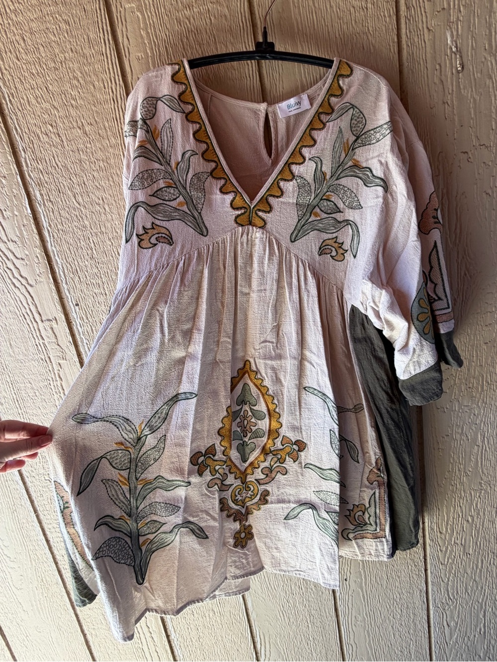 Bluivy Floral Print Tunic Top - Picture 2 of 4